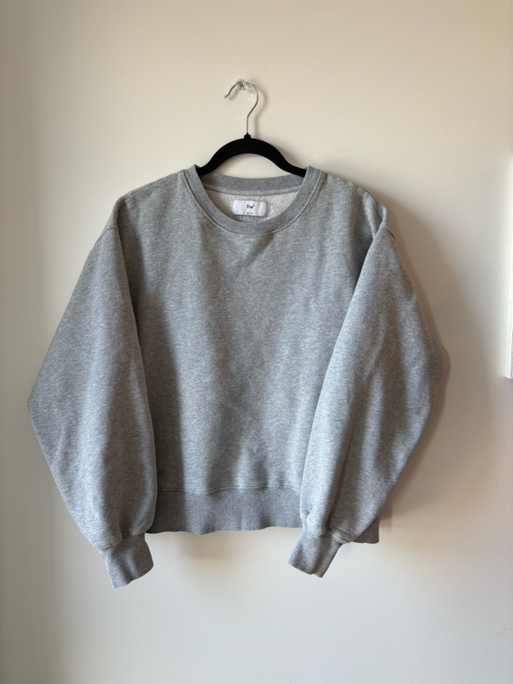 TNA Classic Crewneck Sweatshirt - Gray
